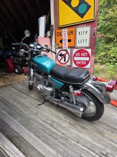 GT550 motorcycle photograph