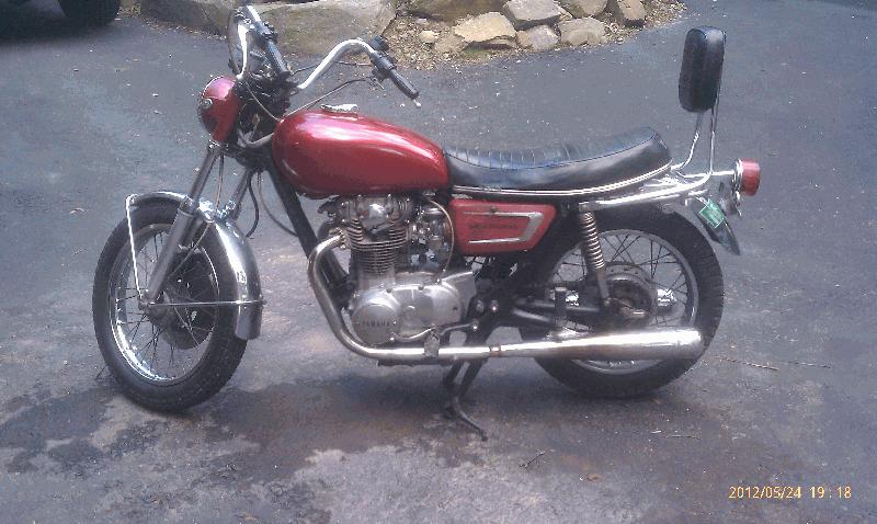 Took of lowering hardware and just sat some extra pipes on.