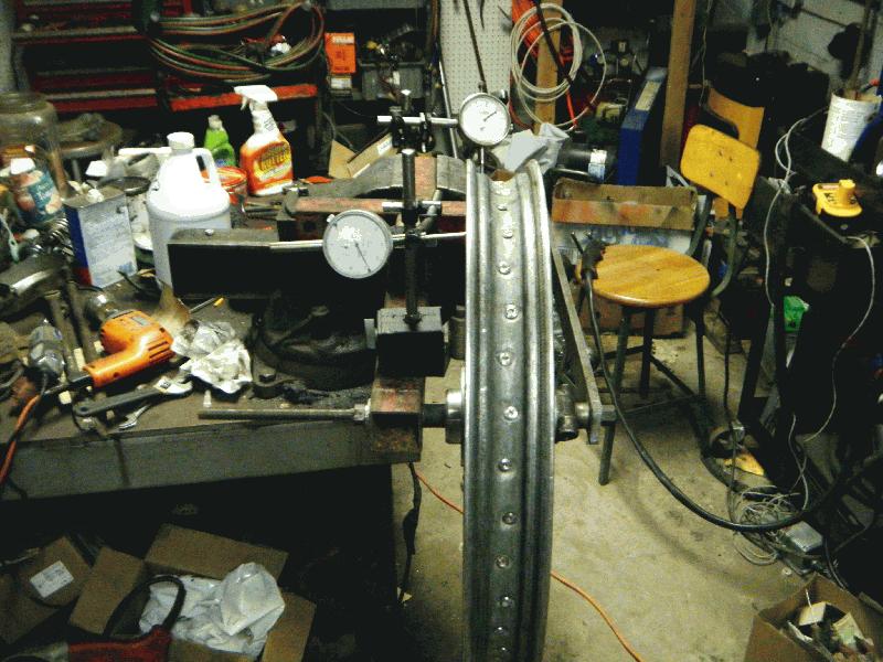 Building Tire Truing stand 2