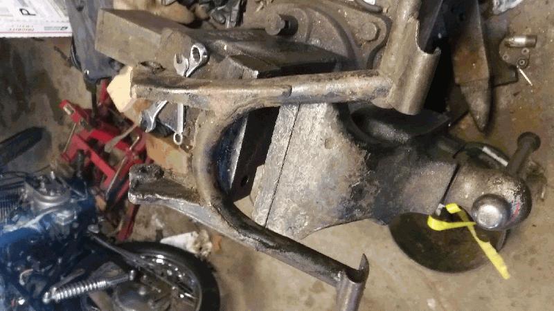 Greasy center stand