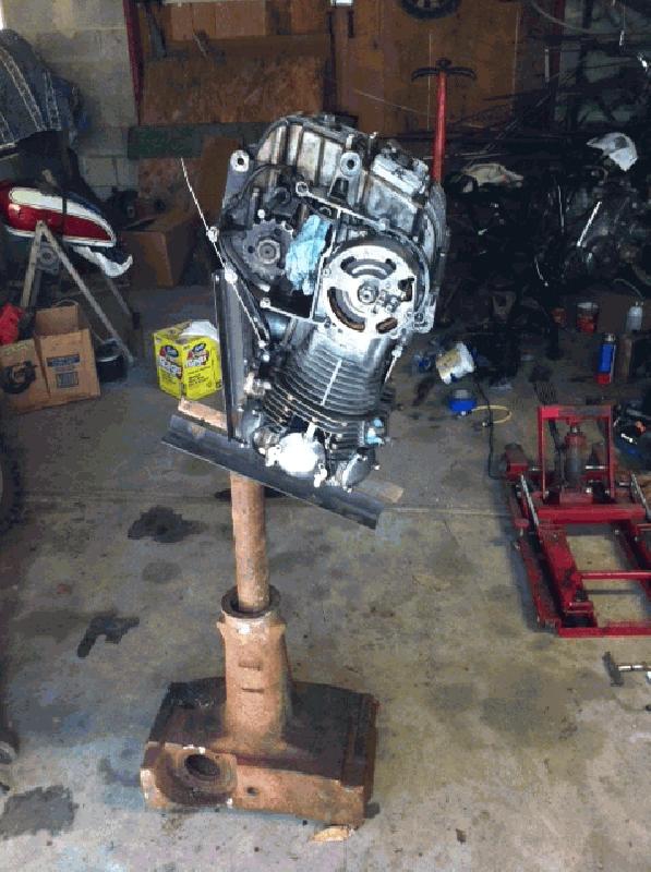 Custom home made stand to split bottom of engine. Trans was falling out of first. Decided to put XS2 trans in.