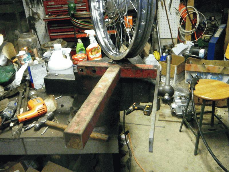 Building Tire Truing stand 1